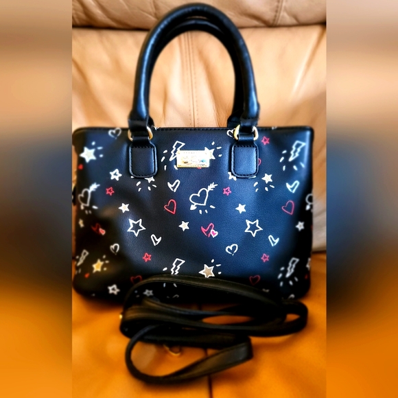 Sac à Dos Pailleté Luv Betsey Johnson LBDANA - Arc-en-ciel Scintillant, 13x10x5 Pouces, Multicolor, Neuf Avec étiquettes